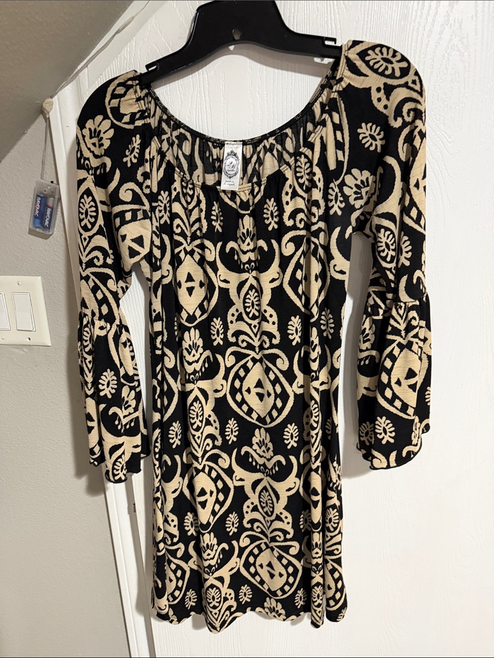 2B Together Black and Cream Long Sleeve Patterned Boho Dress
